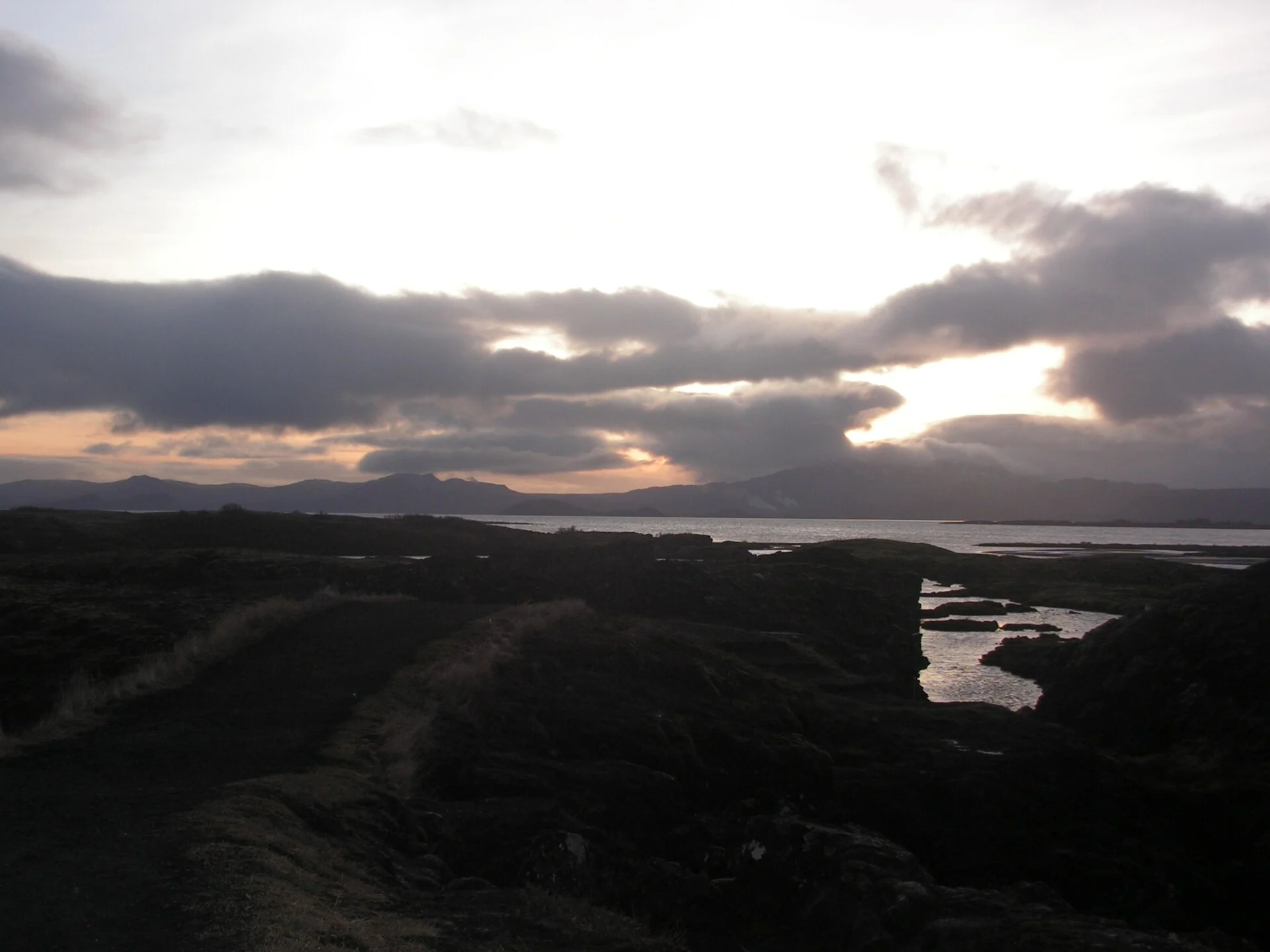 Silfra fissure viewed from land; not an operator meeting-point map