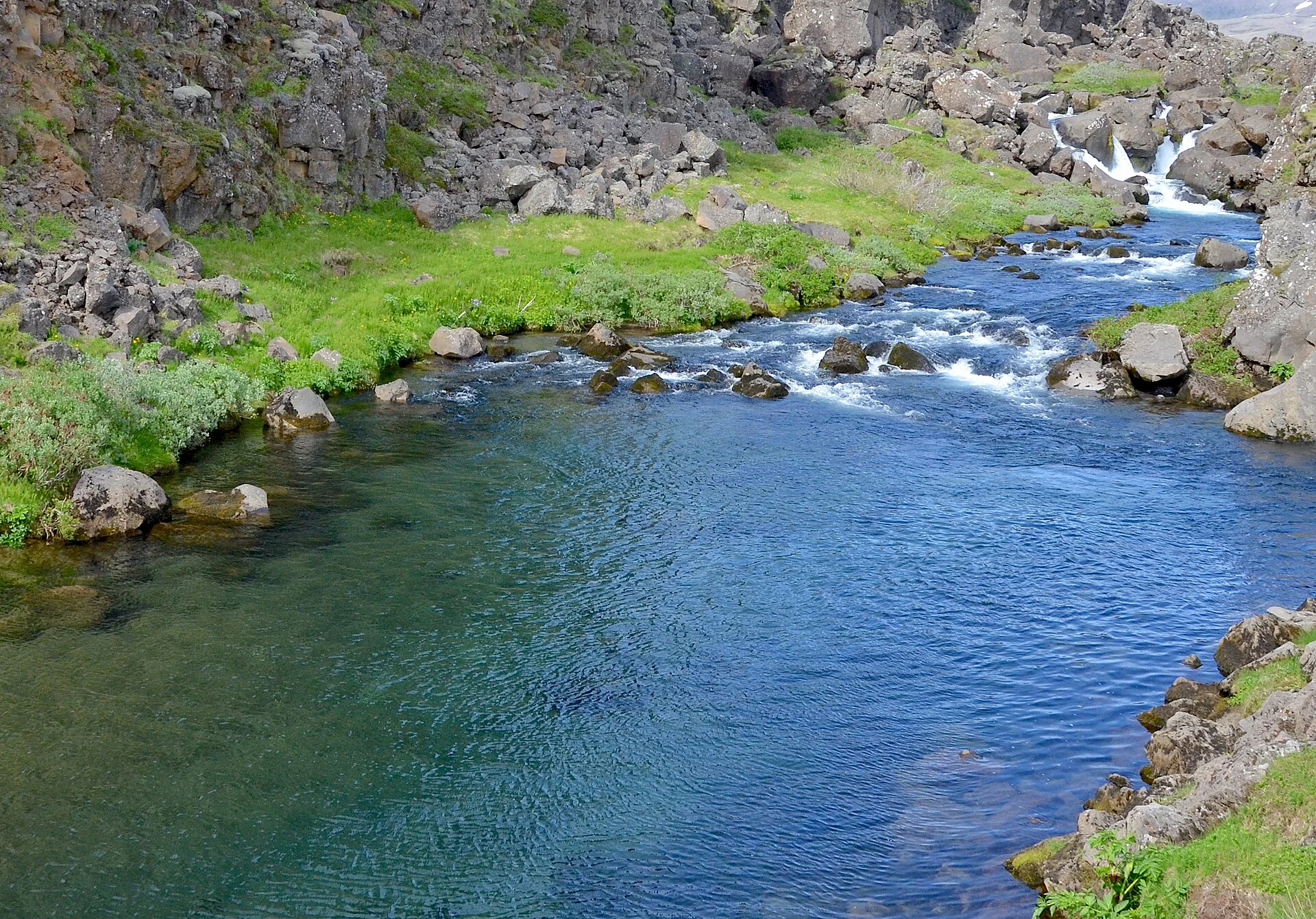 Drekkingarhylur pool in the Öxará river at Þingvellir